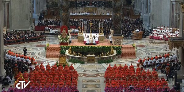 consistorio_15022015