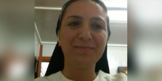 DianaMomeka_TheBlazeTVCapturaVideo_050515