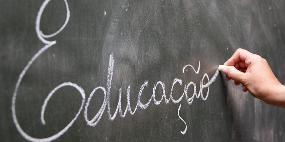 educação