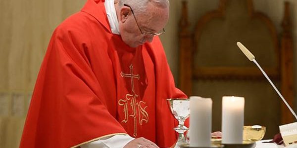 verdadeiros-cristaos-servem-gratuitamente_papa