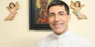 padre-valdivino-375×450