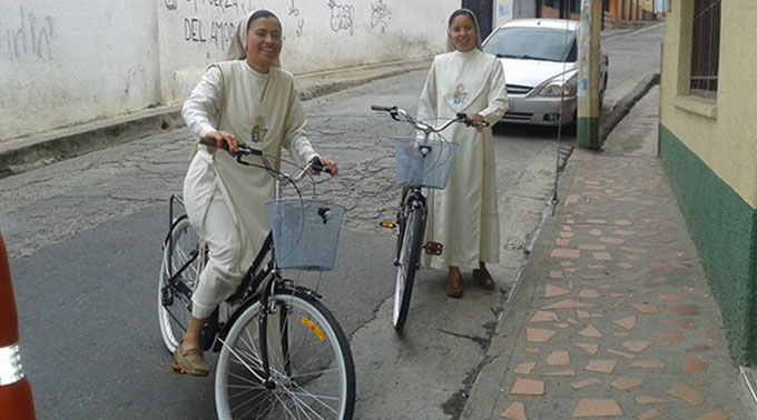 Jovens Religiosas