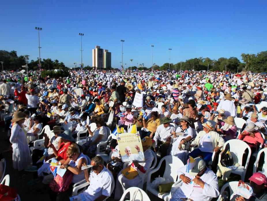Papa elogia esforço e sacrifício