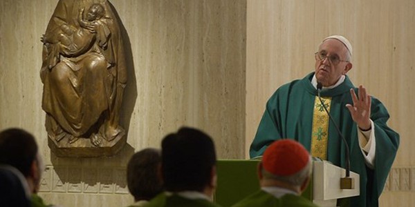 homilia-papa_deus-nao-condena-600×300