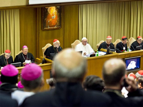 papa-cria-congregacao-para-areas-da-familia-leigos-e-vida