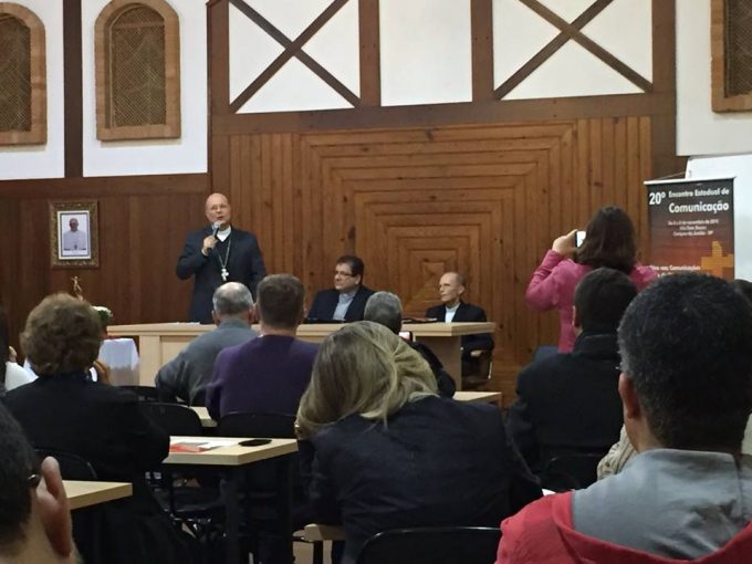 12207725_997032533651888_1790342190_n