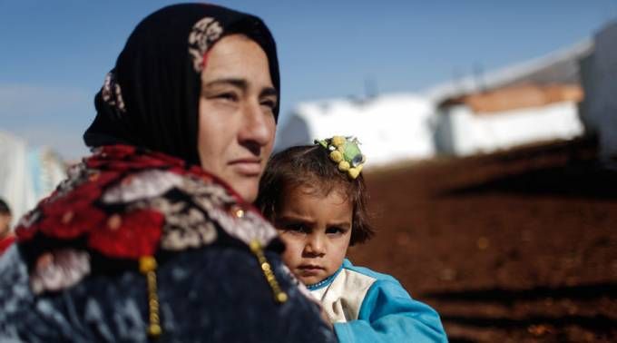 Shayma3YMAdreRefugiadasSiria_CaritasInternationalis_040216