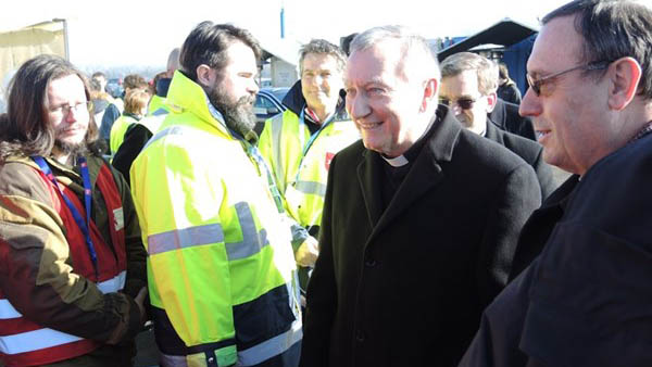 cardeal-parolin_refugiados