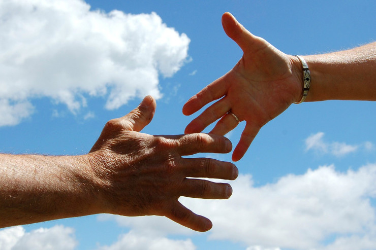 solidarity-649713_1920-740×493