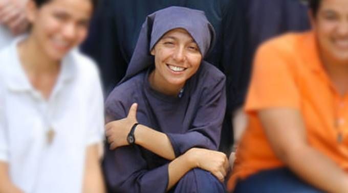 estela morales sierva