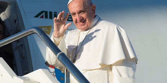 Papa na Suécia