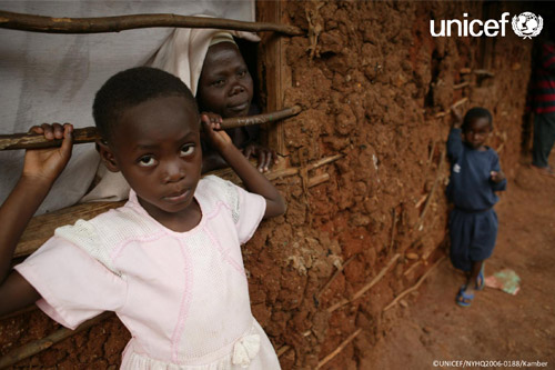 crianças vivem na pobreza