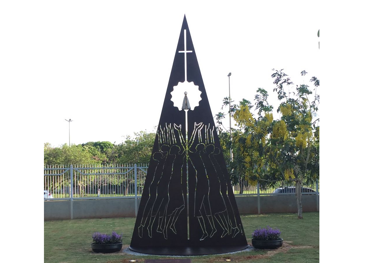 padroeira na sede da cnbb