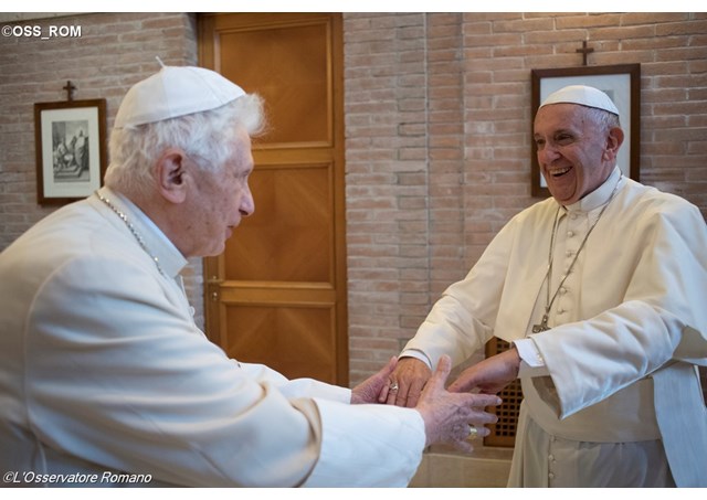 Papa Francisco e Bento XVI