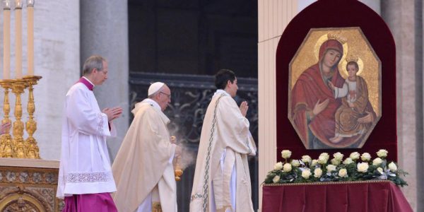 papa-e-nossa-senhora