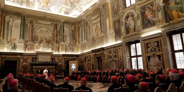 Presente aos colaboradores