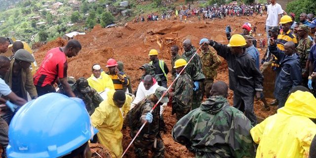 vítimas das inundações em Serra Leoa