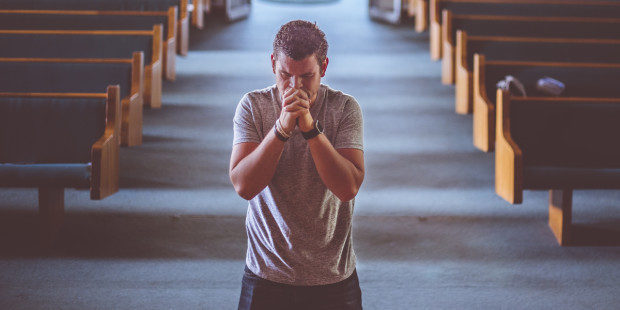 web3-man-praying-foot-of-cross-church-altar-fatherhood-ben-white-photography-cc1