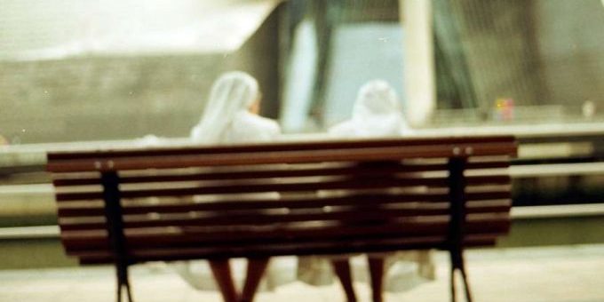 Monjas_FlickrRobertoArnaizCC_BY_NC_SA_20_010216_1