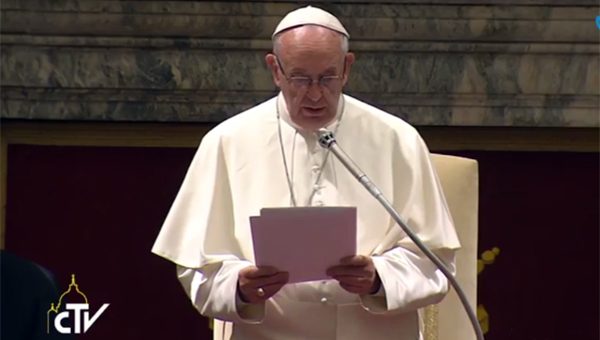 Papa_Francisco_discurso_desarmamento-600×340