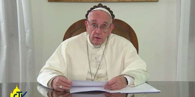VideoMensajePapaFranciscoAmorisLaetitia_Youtube_11112017