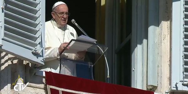 papa-angelus_dia-de-todos-os-santos