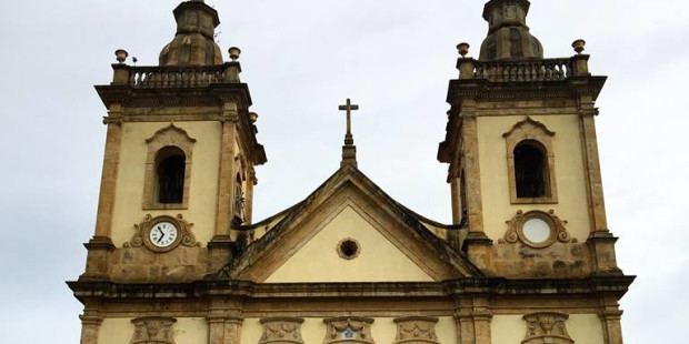 basc3adlica-velha-ext
