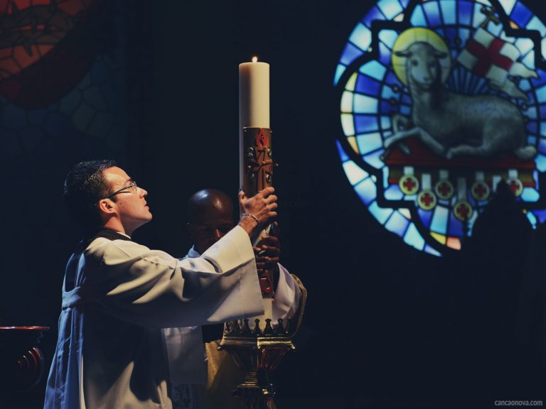 formacao_1600x1200-o-significado-da-celebracao-e-o-rito-do-triduo-pascal-768×576