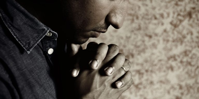 formacao_1600x1200-sete-passos-para-ser-fiel-na-vida-de-oracao-768×576