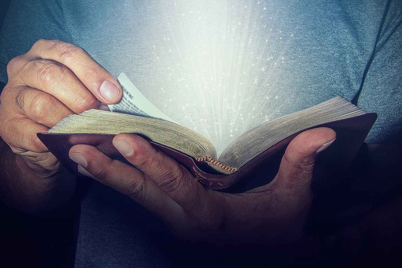 Doctrinas_Biblia1_1280x853-1