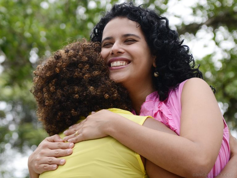 formacao_-preciso-injetar-amor-nas-situacoes-em-que-ele-nao-existe-artigo-768×576