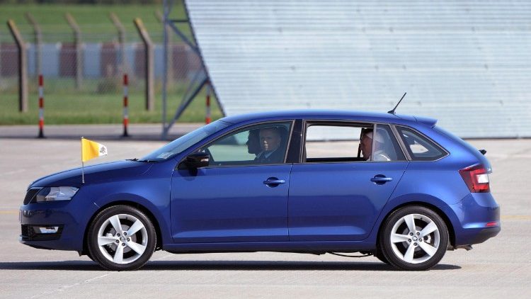 Carro usado pelo papa