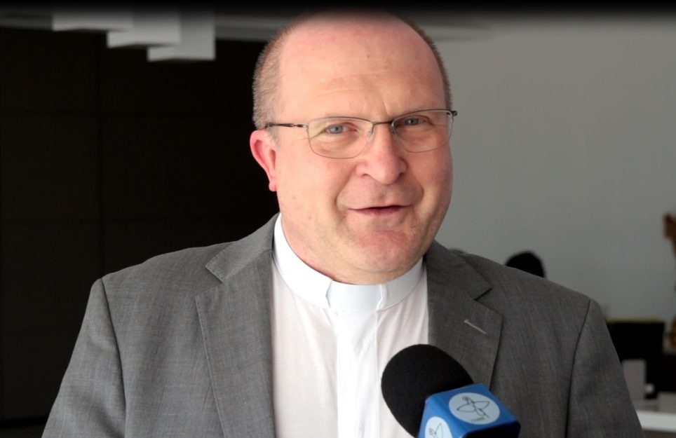 Sem-título-1-e1535106744314