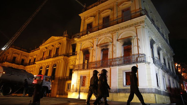 Incendio Museu do Rio