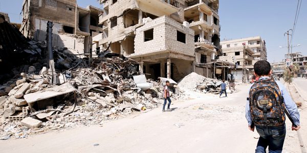 rua-danificada-siria-REUTERS-Omar-Sanadiki