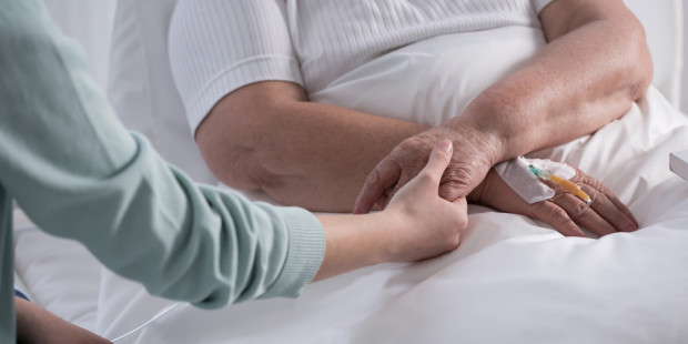 web3-hospital-woman-support-ill-de-photographee-eu-i-shutterstock