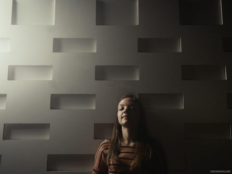 formacao_alegre-se-por-causa-das-provacoes-elas-produzem-perseveranca-768×576