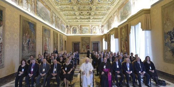 papa-seminario-etica-saude-vatican-media