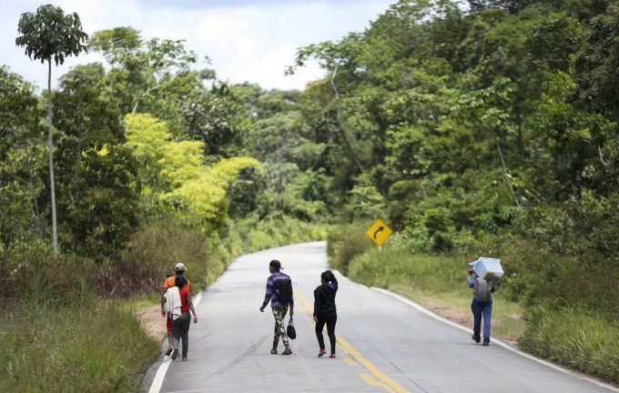 cada-de-direitos-1200x762_c