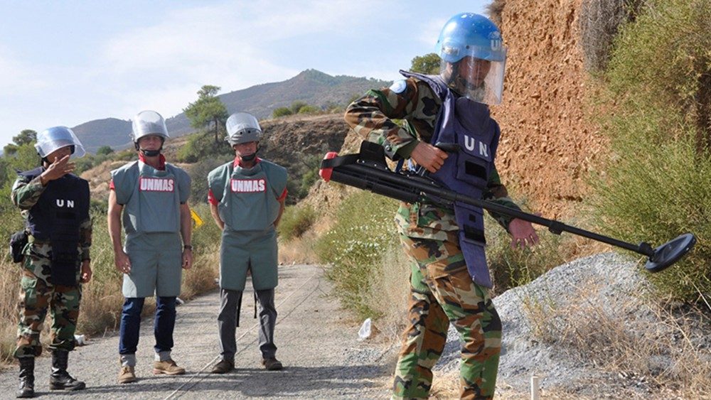 cq5dam.thumbnail.cropped.1000.563 (1)
