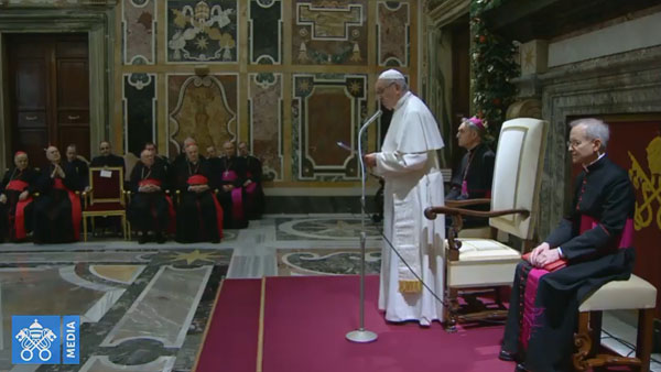 papa-discurso-a-curia-romana-repriducao-vatican-media