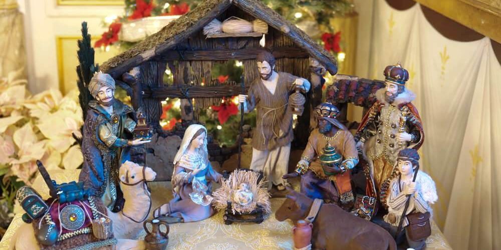 shutterstock_arvore_natal-688316