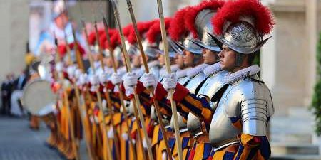 GuardiasSuizos_DanielIbanezACIPrensa_060516