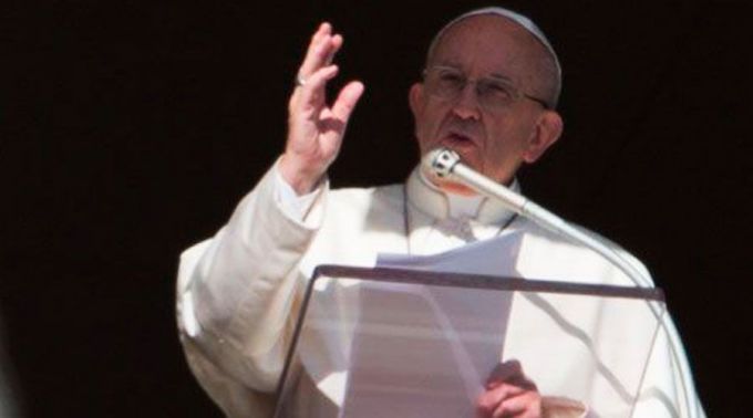 PapaFrancisco_DanielIbanez_ACIPrensa_150418 (2)