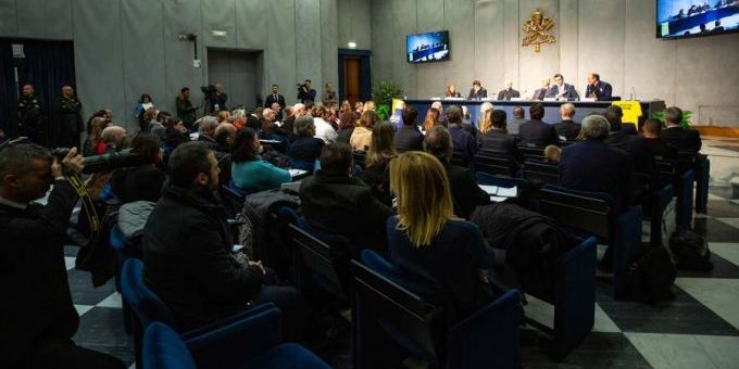 SalaStampaVaticana_10enero2019_DanielIbanYez