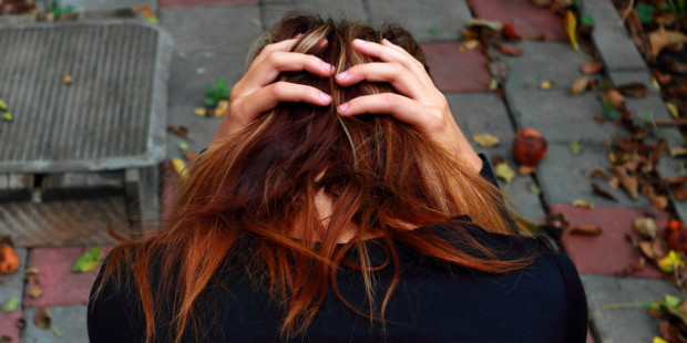 web3-woman-anxiety-head-hands-makler0008-shutterstock