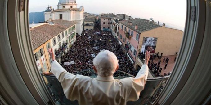 BenedictoXVI_Despedida_LOR_11022013