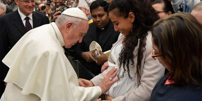 PapaFranciscoAG_VaticanMedia_25022019