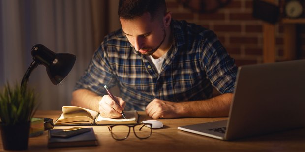 web3-tips-studying-help-exams-students-hard-work-shutterstock_562341994-evgeny-atamanenko-ai