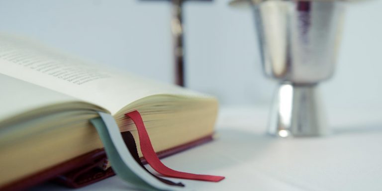 formacao_qual-a-diferenca-entre-solenidade-festa-e-memoria-768×576